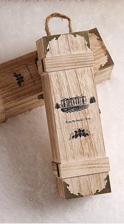 single wooden box
